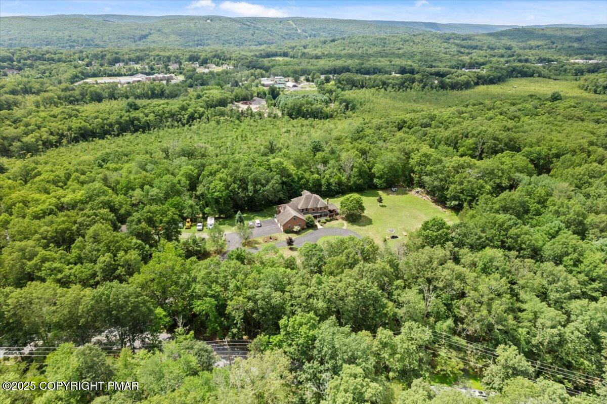 East Stroudsburg, Pennsylvania, 18302, United States, 7 Bedrooms Bedrooms, ,7 BathroomsBathrooms,Residential,Active,1905116