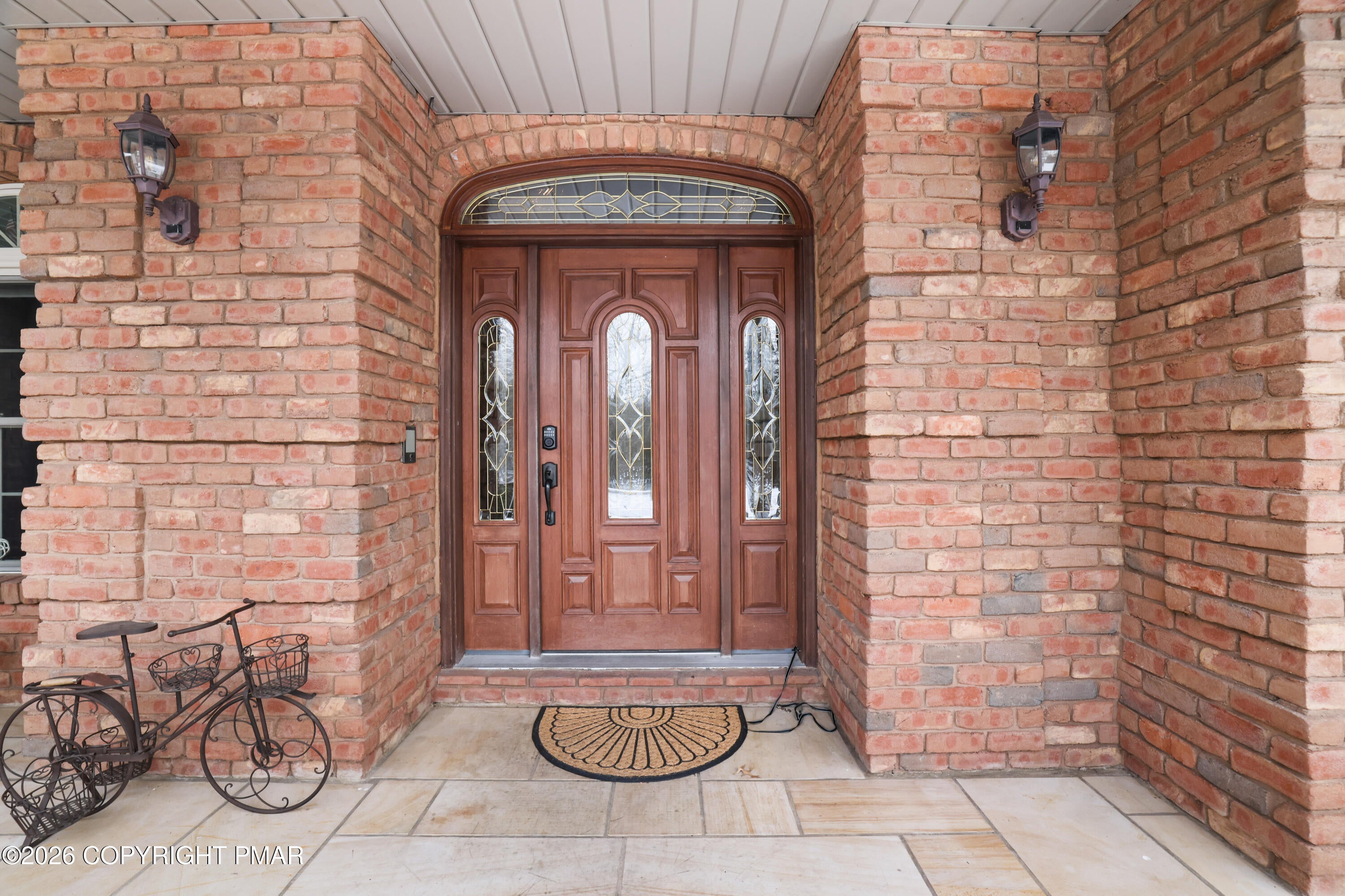 East Stroudsburg, Pennsylvania, 18302, United States, 7 Bedrooms Bedrooms, ,7 BathroomsBathrooms,Residential,Active,2007614