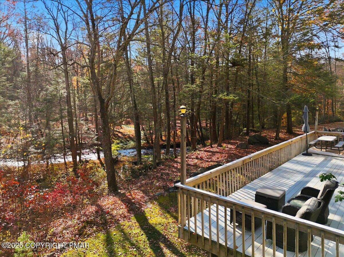 Stroudsburg, Pennsylvania, 18360, United States, 6 Bedrooms Bedrooms, ,6 BathroomsBathrooms,Residential,Active,1988438