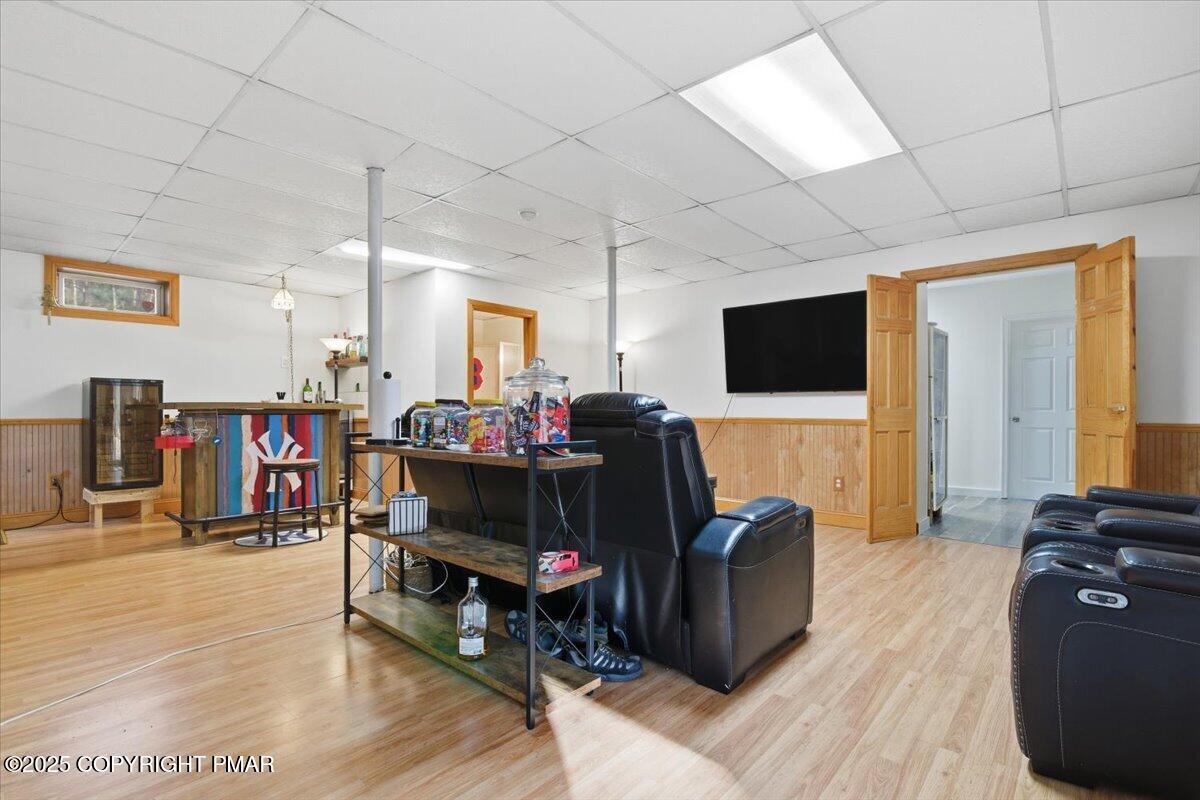 Stroudsburg, Pennsylvania, 18360, United States, 6 Bedrooms Bedrooms, ,6 BathroomsBathrooms,Residential,Active,1988438