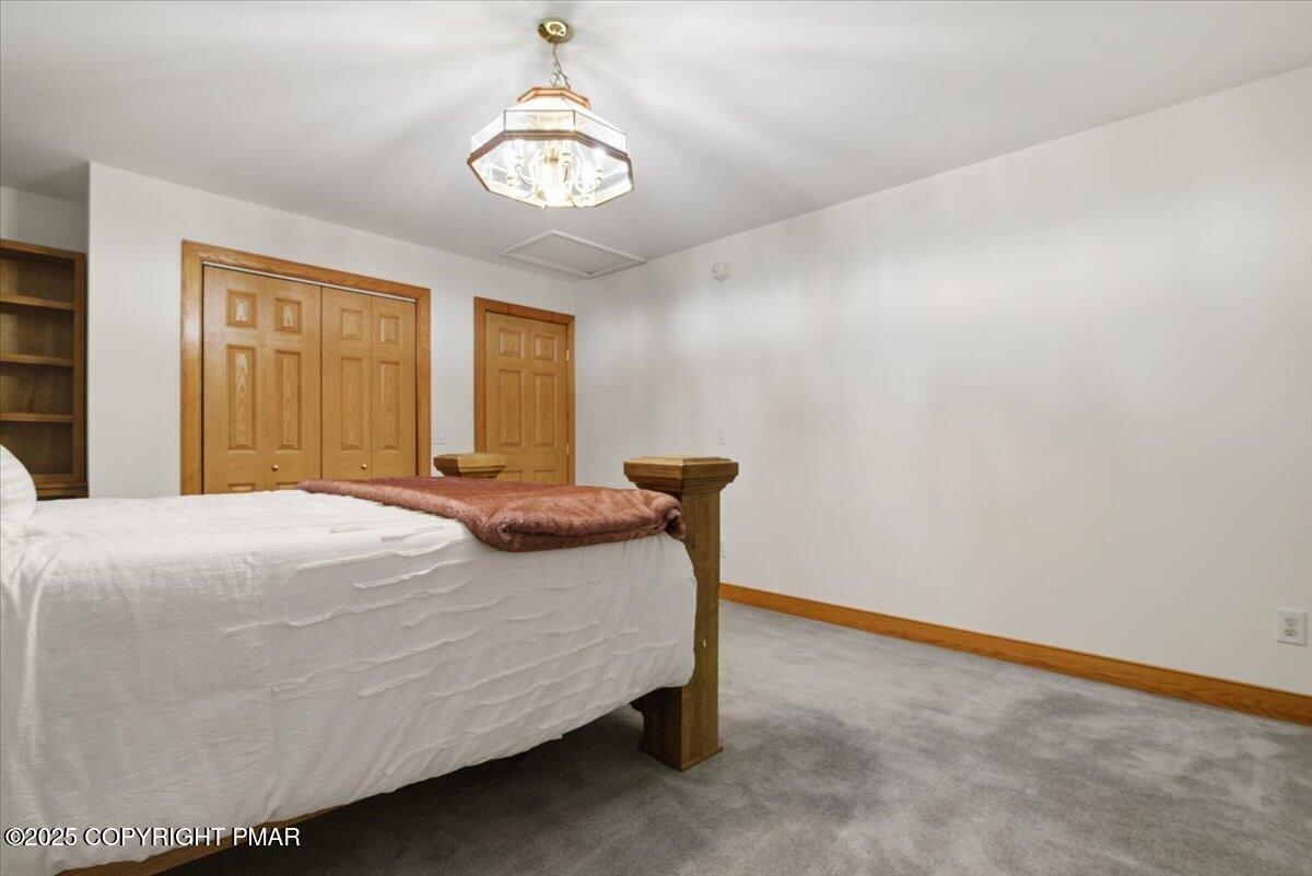 Stroudsburg, Pennsylvania, 18360, United States, 6 Bedrooms Bedrooms, ,6 BathroomsBathrooms,Residential,Active,1988438