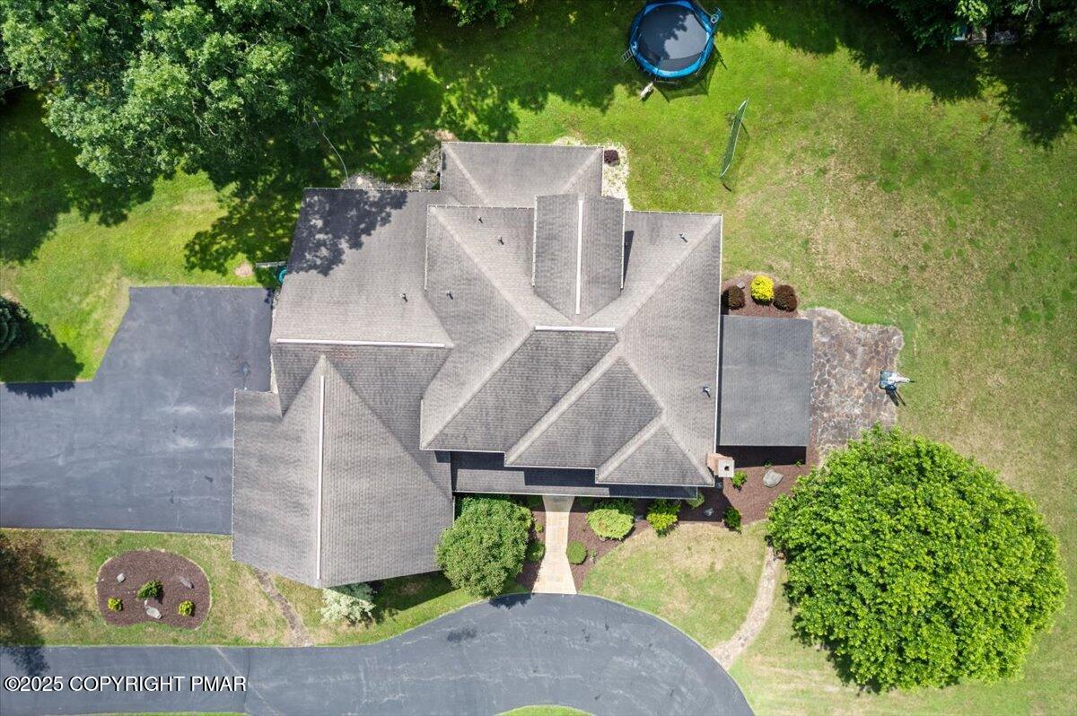 East Stroudsburg, Pennsylvania, 18302, United States, 7 Bedrooms Bedrooms, ,7 BathroomsBathrooms,Residential,Active,1905116