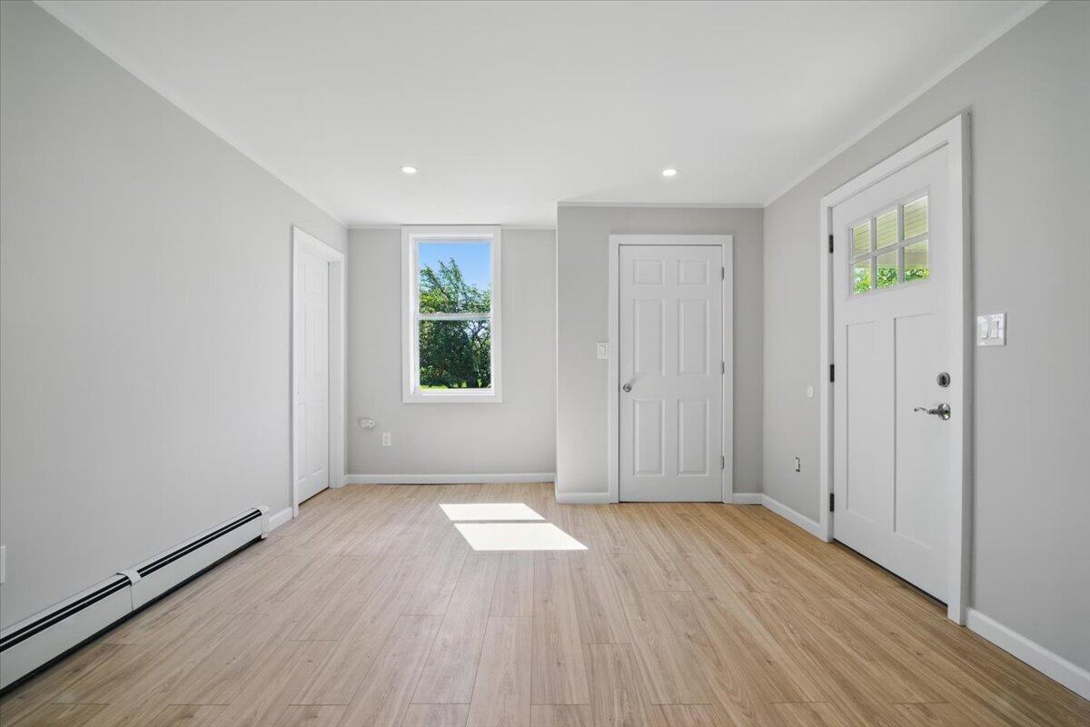 Saylorsburg, Pennsylvania, 18353, United States, ,3 BathroomsBathrooms,Residential,Active,1831793