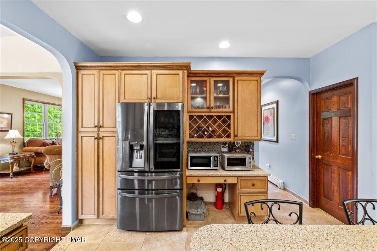 East Stroudsburg, Pennsylvania, 18302, United States, 7 Bedrooms Bedrooms, ,7 BathroomsBathrooms,Residential,Active,1905116