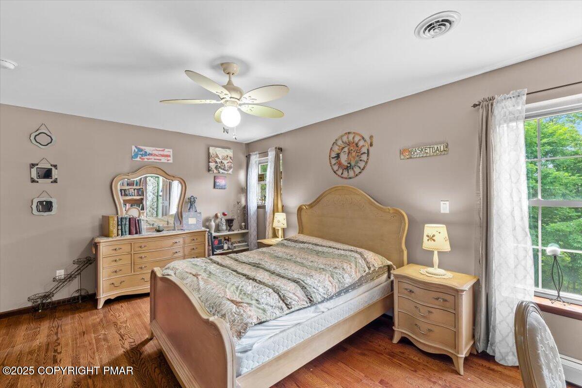 East Stroudsburg, Pennsylvania, 18302, United States, 7 Bedrooms Bedrooms, ,7 BathroomsBathrooms,Residential,Active,1905116
