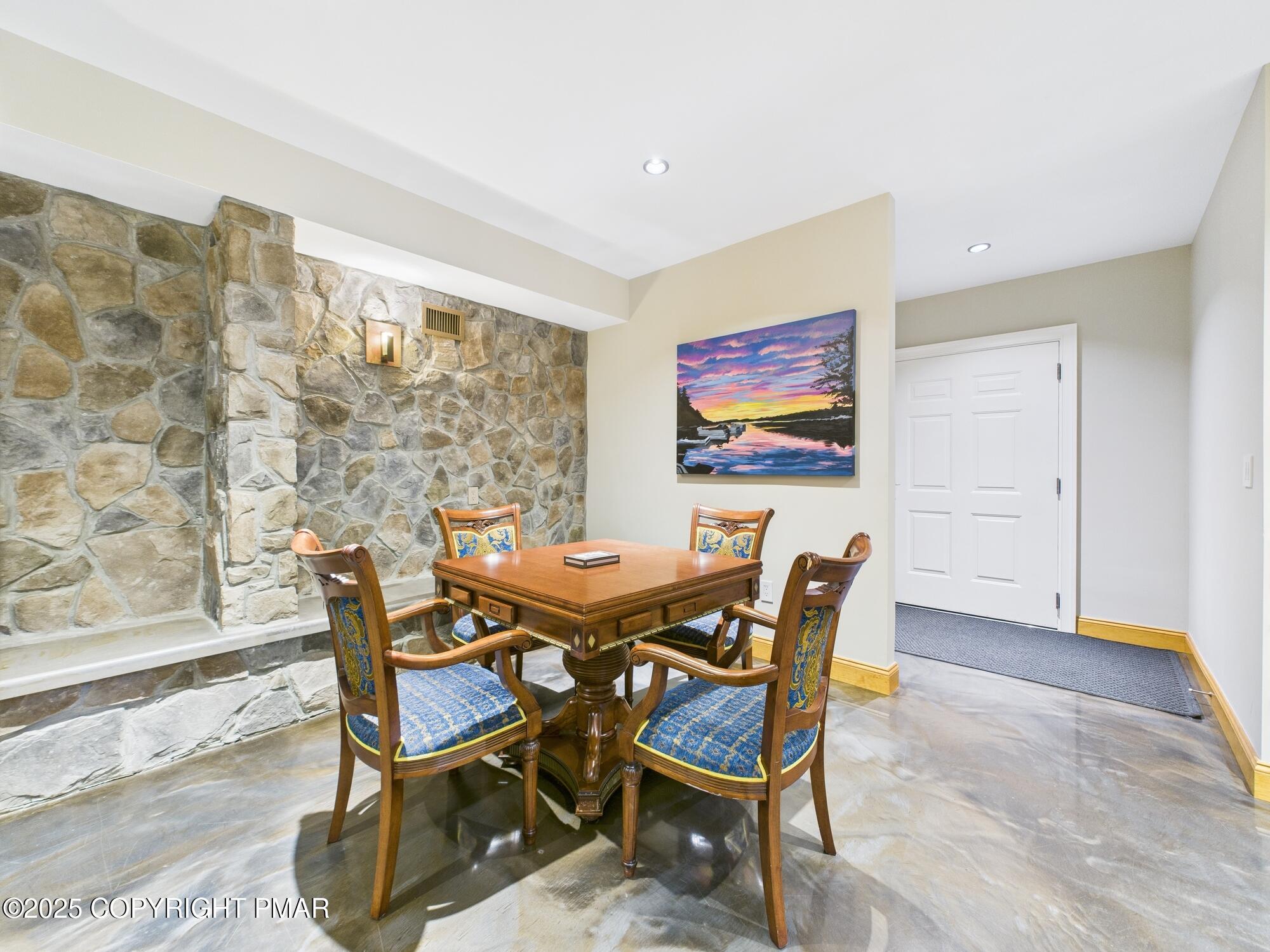Lake Harmony, Pennsylvania, 18624, United States, 6 Bedrooms Bedrooms, ,7 BathroomsBathrooms,Residential,Active,1908137