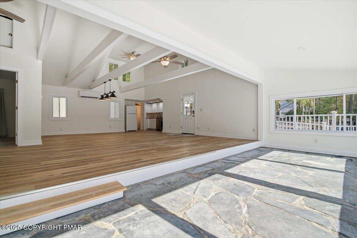 Stroudsburg, Pennsylvania, 18360, United States, 6 Bedrooms Bedrooms, ,6 BathroomsBathrooms,Residential,Active,1988438