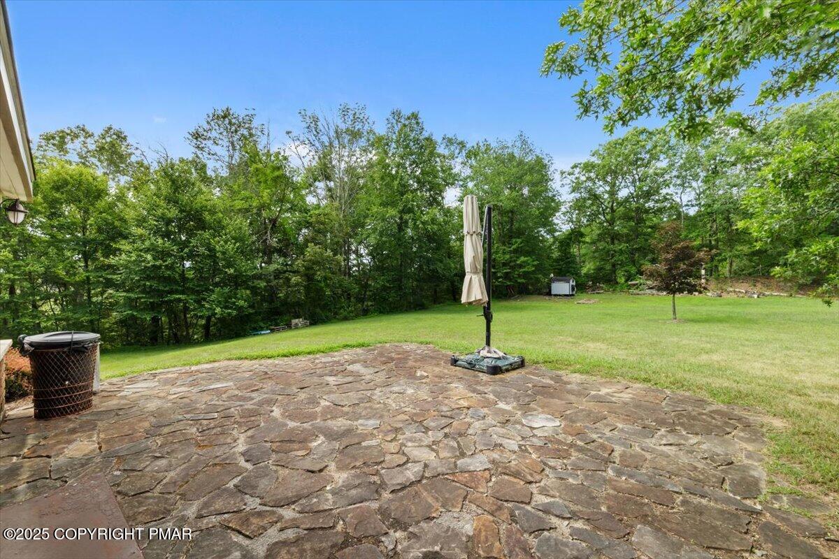 East Stroudsburg, Pennsylvania, 18302, United States, 7 Bedrooms Bedrooms, ,7 BathroomsBathrooms,Residential,Active,1905116