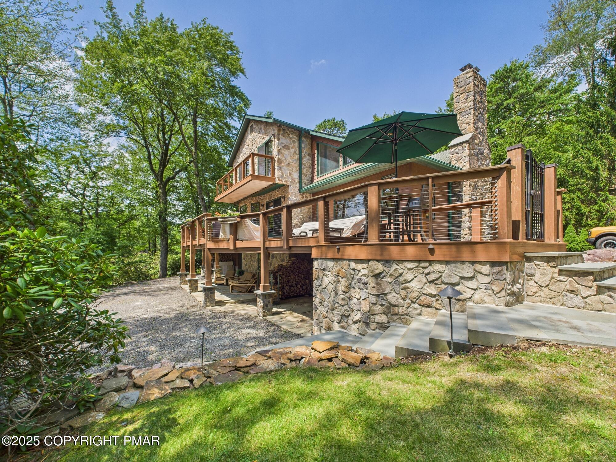 Lake Harmony, Pennsylvania, 18624, United States, 6 Bedrooms Bedrooms, ,7 BathroomsBathrooms,Residential,Active,1908137