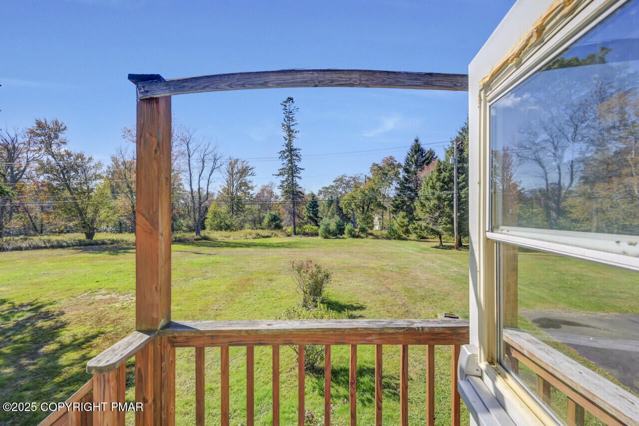 Greentown, Pennsylvania, 18426, United States, 11 Bedrooms Bedrooms, ,10 BathroomsBathrooms,Residential,Active,1963277