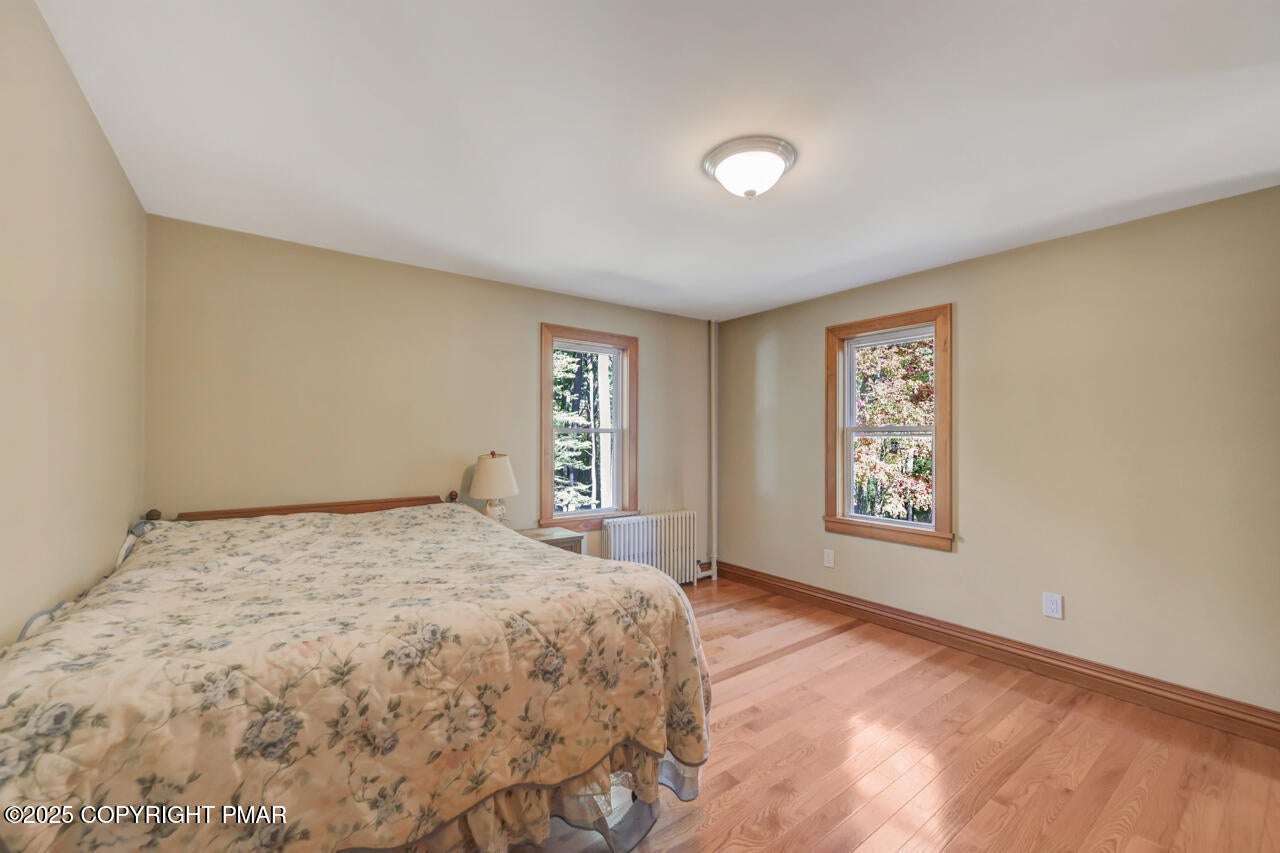 Greentown, Pennsylvania, 18426, United States, 11 Bedrooms Bedrooms, ,10 BathroomsBathrooms,Residential,Active,1963277