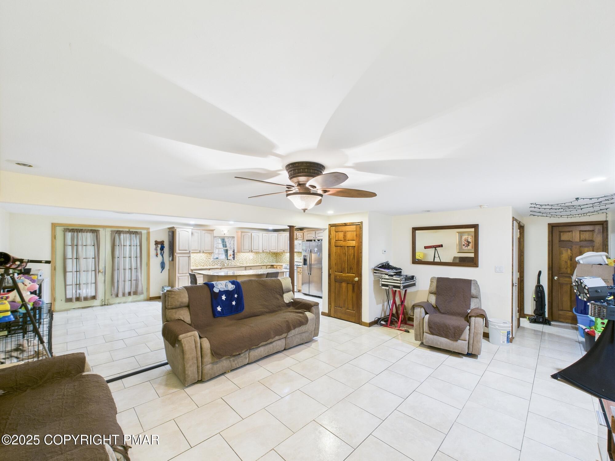 East Stroudsburg, Pennsylvania, 18302, United States, 7 Bedrooms Bedrooms, ,7 BathroomsBathrooms,Residential,Active,1905116