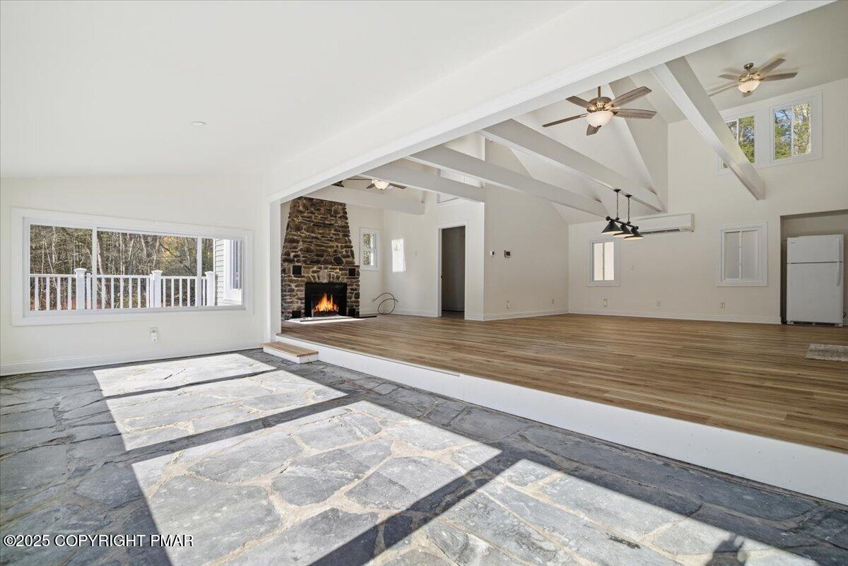 Stroudsburg, Pennsylvania, 18360, United States, 6 Bedrooms Bedrooms, ,6 BathroomsBathrooms,Residential,Active,1988438