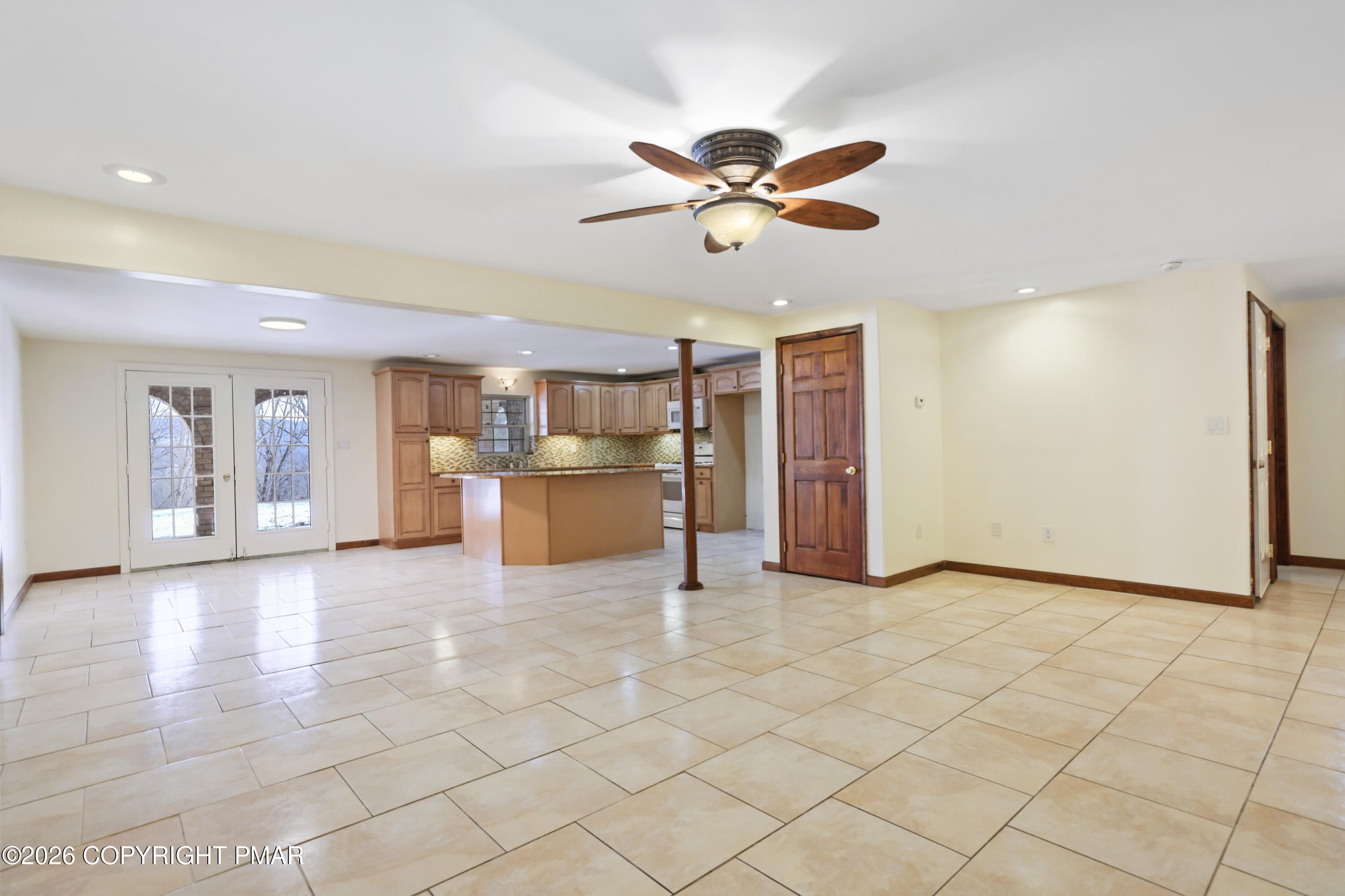 East Stroudsburg, Pennsylvania, 18302, United States, 7 Bedrooms Bedrooms, ,7 BathroomsBathrooms,Residential,Active,2007614