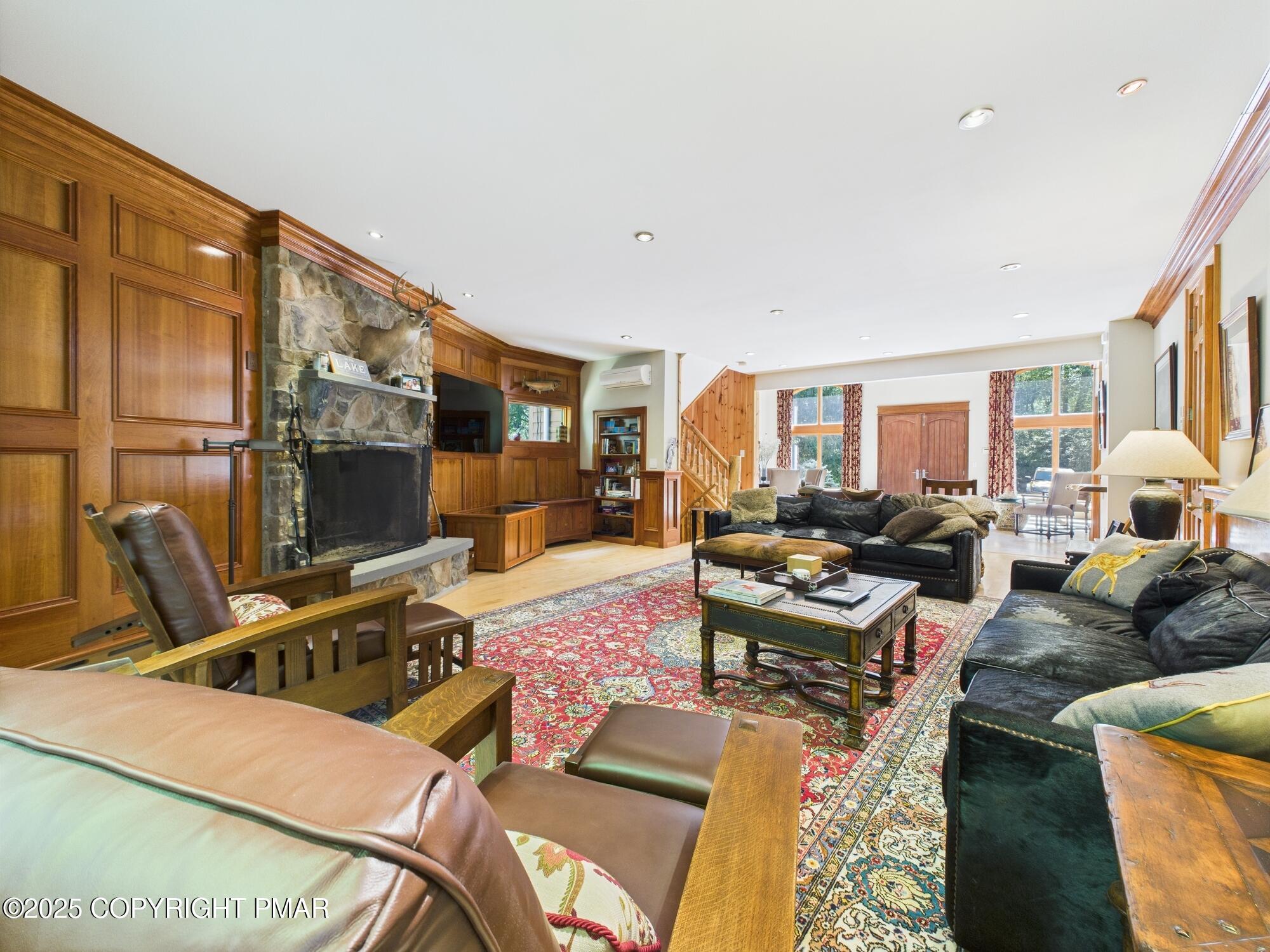 Lake Harmony, Pennsylvania, 18624, United States, 6 Bedrooms Bedrooms, ,7 BathroomsBathrooms,Residential,Active,1908137