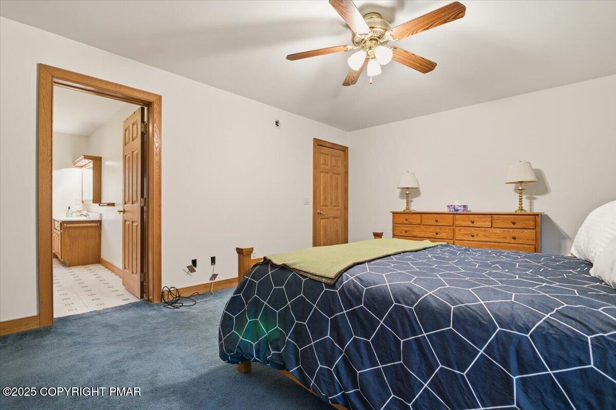 Stroudsburg, Pennsylvania, 18360, United States, 6 Bedrooms Bedrooms, ,6 BathroomsBathrooms,Residential,Active,1988438