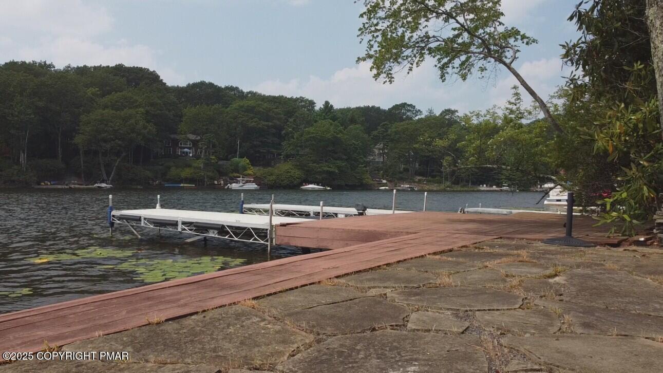 Lake Harmony, Pennsylvania, 18624, United States, 6 Bedrooms Bedrooms, ,7 BathroomsBathrooms,Residential,Active,1908137