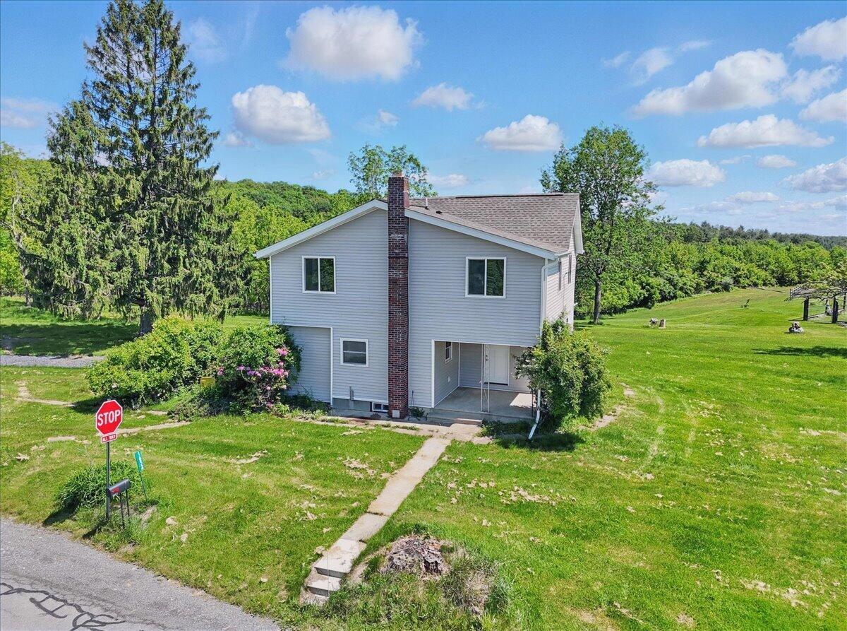 Saylorsburg, Pennsylvania, 18353, United States, ,3 BathroomsBathrooms,Residential,Active,1831793