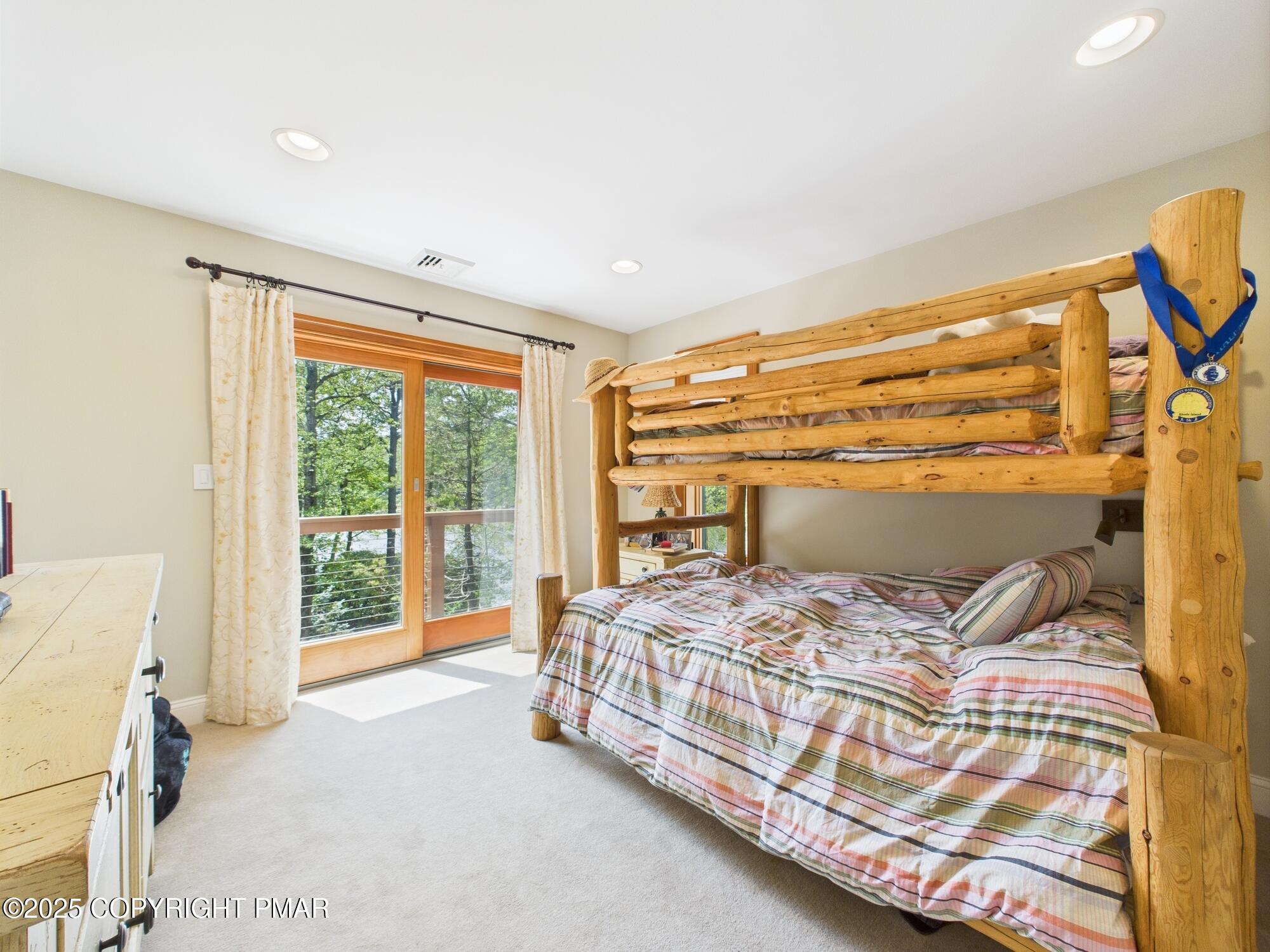 Lake Harmony, Pennsylvania, 18624, United States, 6 Bedrooms Bedrooms, ,7 BathroomsBathrooms,Residential,Active,1908137