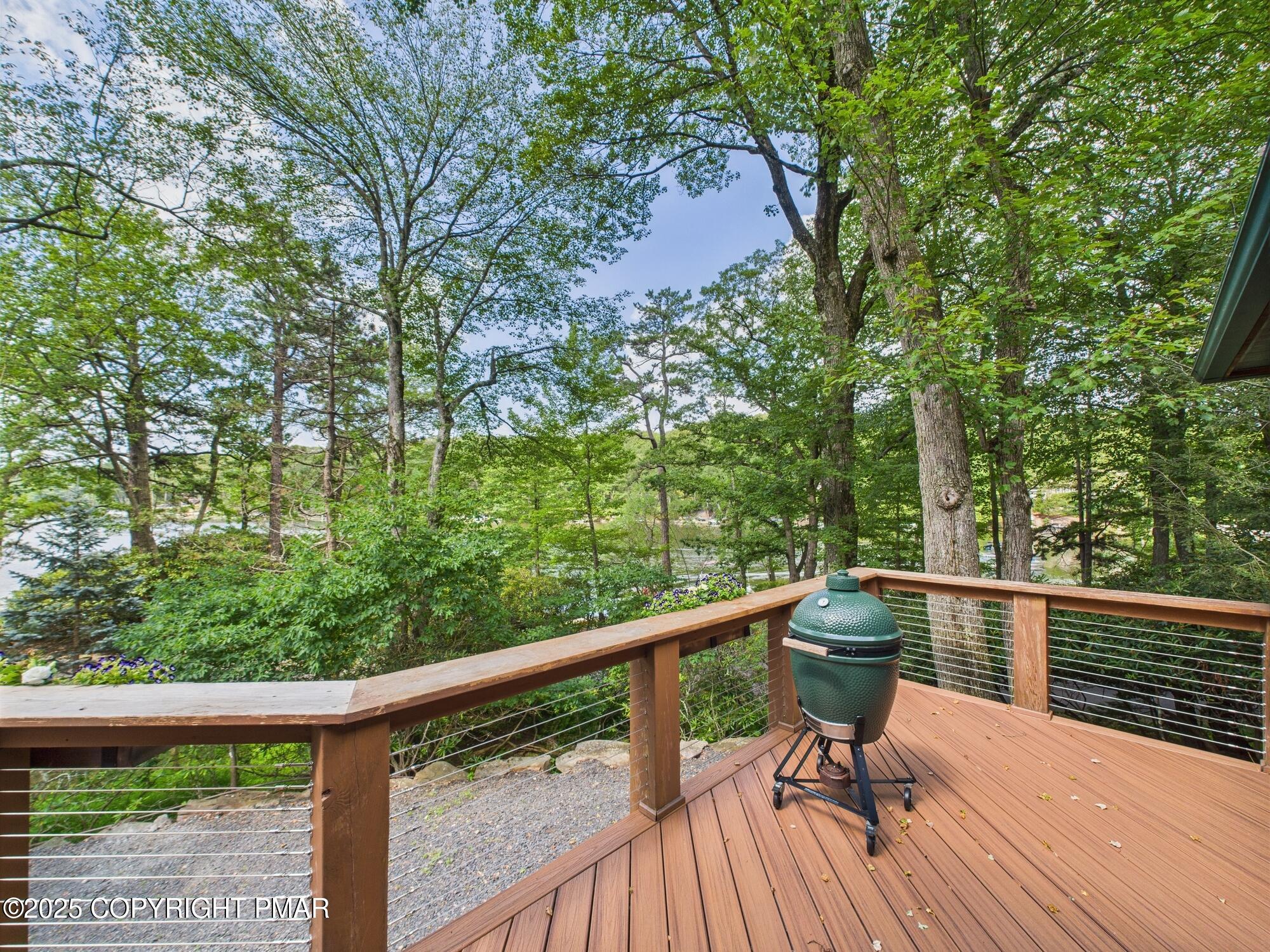 Lake Harmony, Pennsylvania, 18624, United States, 6 Bedrooms Bedrooms, ,7 BathroomsBathrooms,Residential,Active,1908137