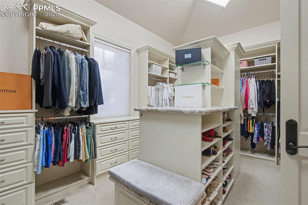 Colorado Springs, Colorado, 80906, United States, 5 Bedrooms Bedrooms, ,7 BathroomsBathrooms,Residential,Active,2017120