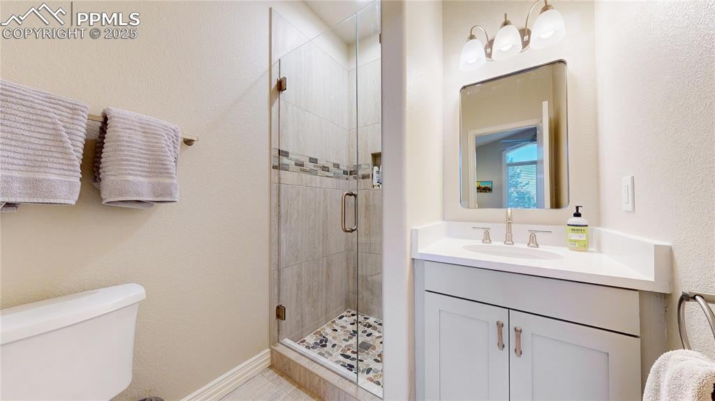 Littleton, Colorado, 80125, United States, 5 Bedrooms Bedrooms, ,4 BathroomsBathrooms,Residential,Active,1927660