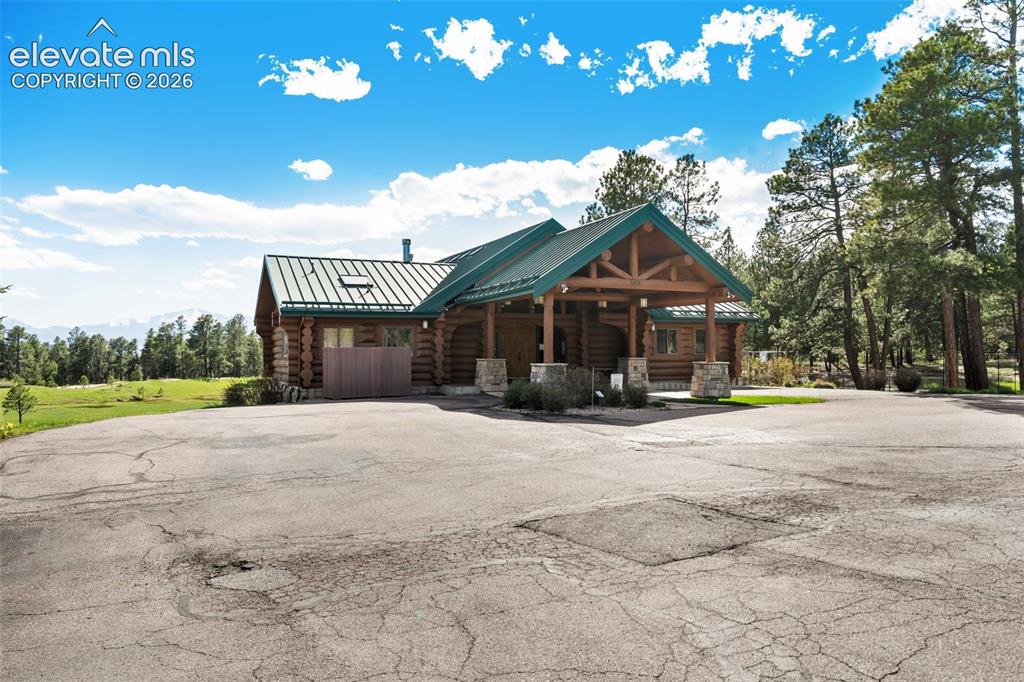Colorado Springs, Colorado, 80908, United States, 6 Bedrooms Bedrooms, ,5 BathroomsBathrooms,Residential,Active,2045782