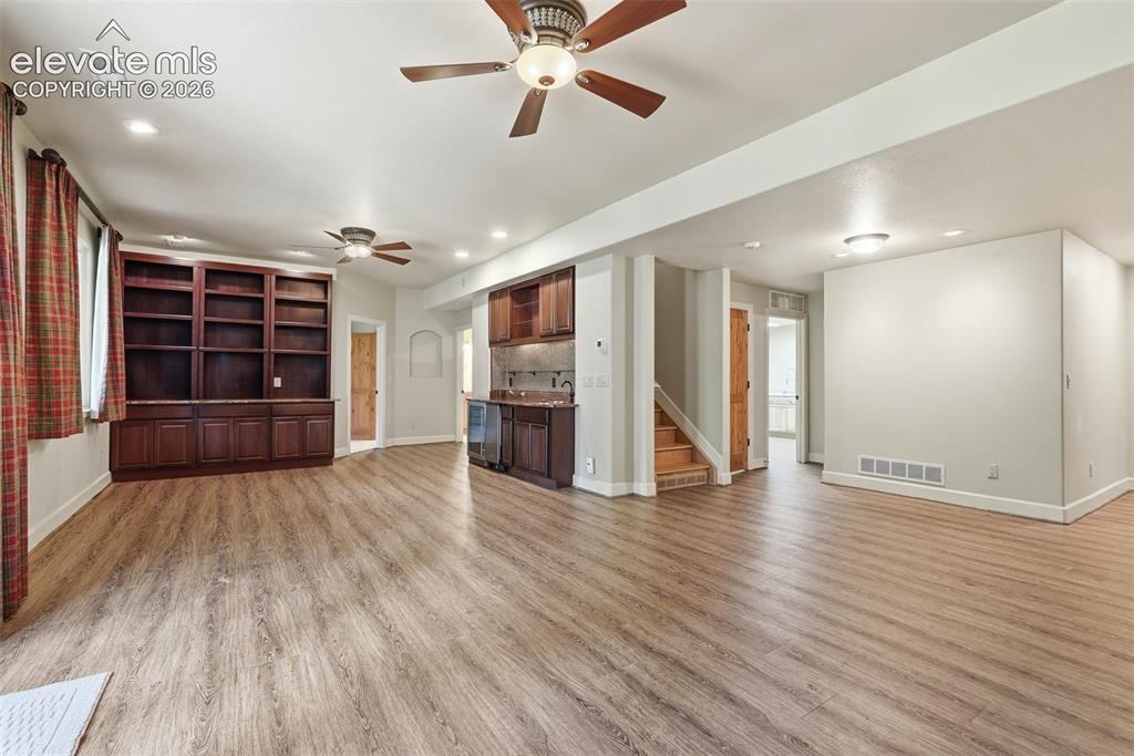 Colorado Springs, Colorado, 80906, United States, 2 Bedrooms Bedrooms, ,4 BathroomsBathrooms,Residential,Active,2052139