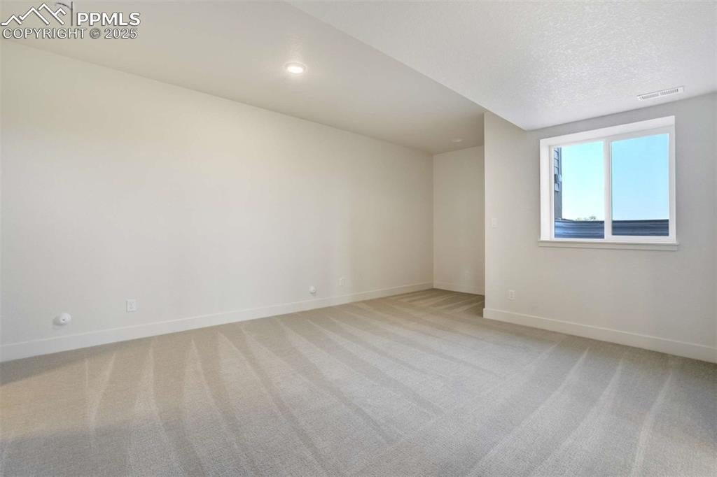 Colorado Springs, Colorado, 80921, United States, 5 Bedrooms Bedrooms, ,6 BathroomsBathrooms,Residential,Active,1992210