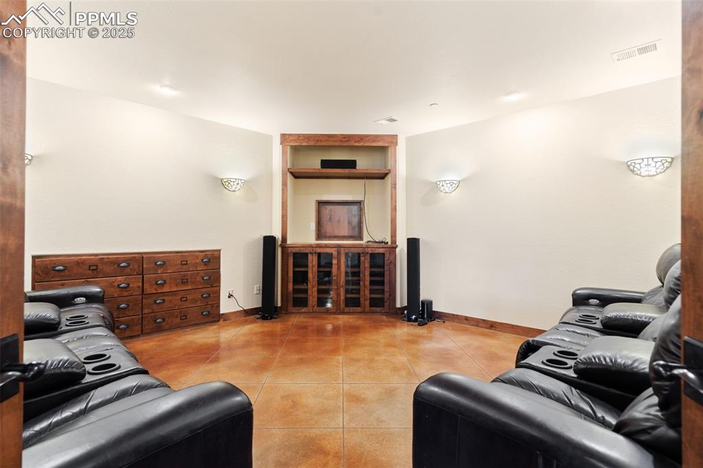 Castle Rock, Colorado, 80109, United States, 6 Bedrooms Bedrooms, ,5 BathroomsBathrooms,Residential,Active,1992235