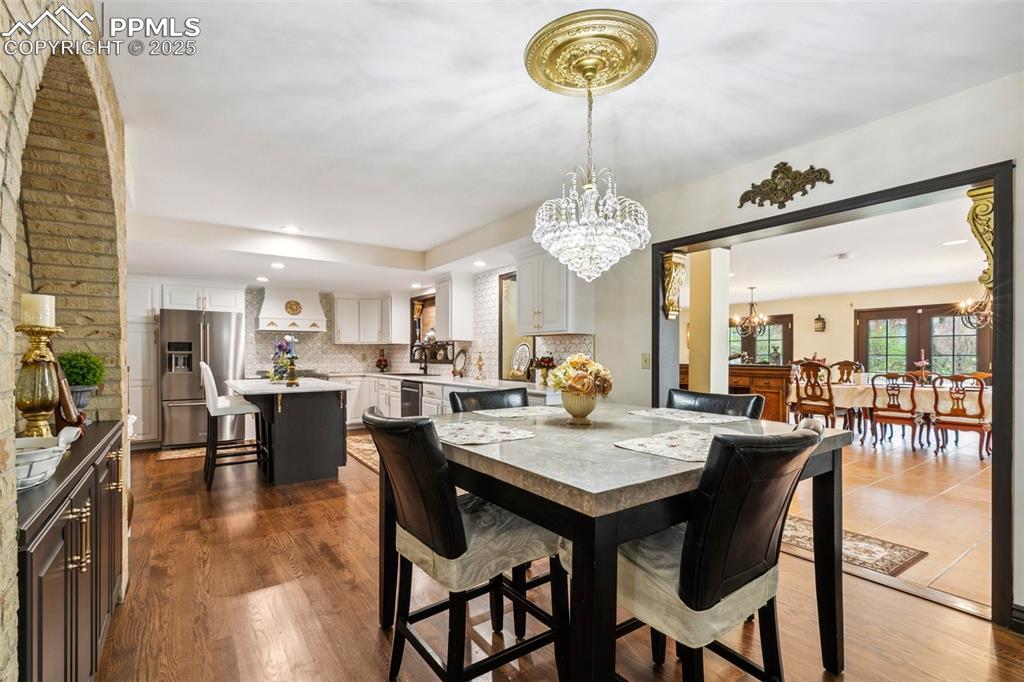 Colorado Springs, Colorado, 80906, United States, 5 Bedrooms Bedrooms, ,6 BathroomsBathrooms,Residential,Active,1992227