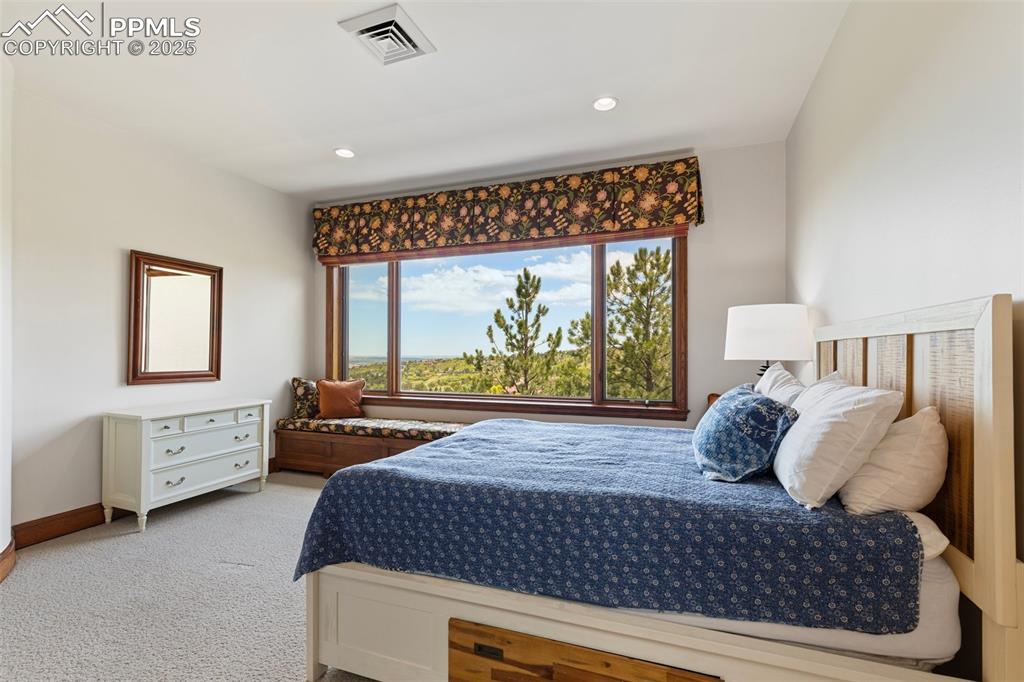 Colorado Springs, Colorado, 80906, United States, ,6 BathroomsBathrooms,Residential,Active,1823998