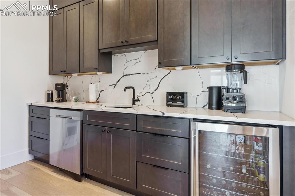 Franktown, Colorado, 80116, United States, 4 Bedrooms Bedrooms, ,5 BathroomsBathrooms,Residential,Active,1968385