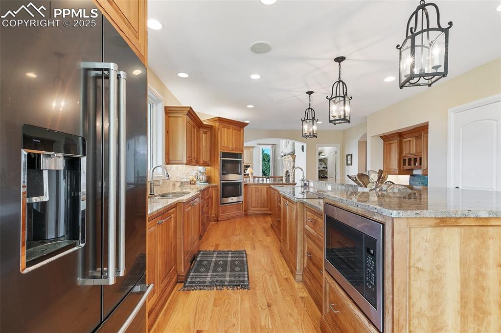 Colorado Springs, Colorado, 80906, United States, 6 Bedrooms Bedrooms, ,6 BathroomsBathrooms,Residential,Active,1880191