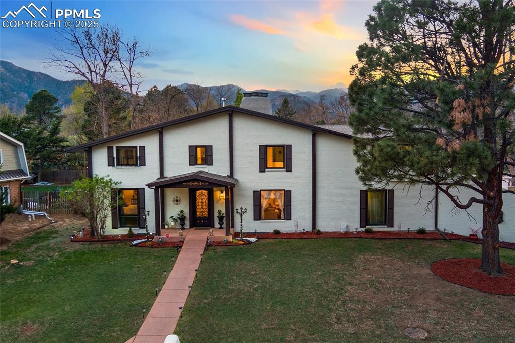 Colorado Springs, Colorado, 80906, United States, 5 Bedrooms Bedrooms, ,6 BathroomsBathrooms,Residential,Active,1992227