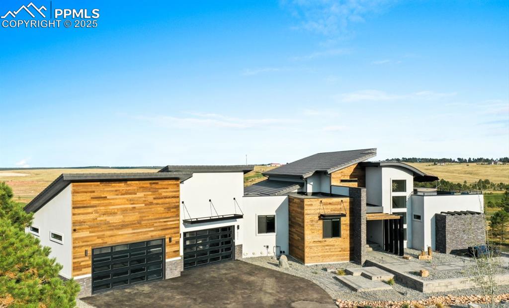 Colorado Springs, Colorado, 80908, United States, 5 Bedrooms Bedrooms, ,6 BathroomsBathrooms,Residential,Active,1936163