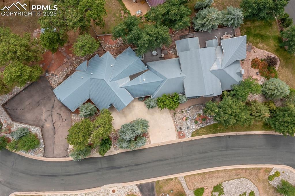 Woodland Park, Colorado, 80863, United States, 6 Bedrooms Bedrooms, ,5 BathroomsBathrooms,Residential,Active,1992273