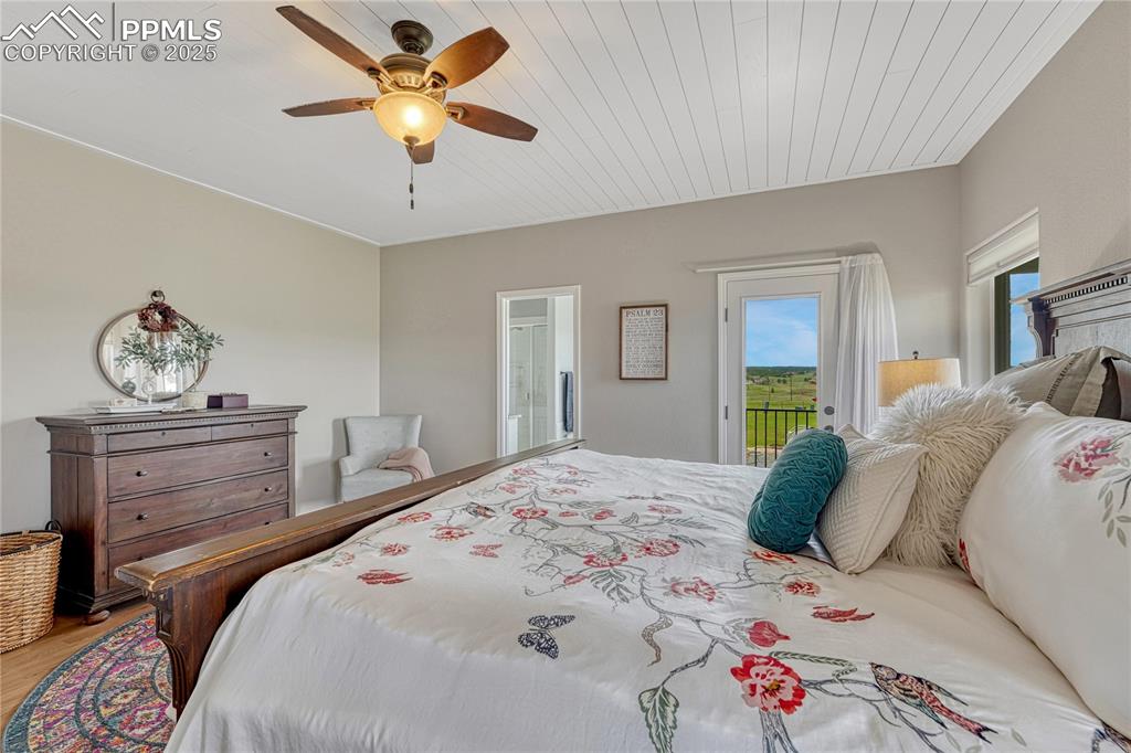 Colorado Springs, Colorado, 80908, United States, 4 Bedrooms Bedrooms, ,4 BathroomsBathrooms,Residential,Active,1992214