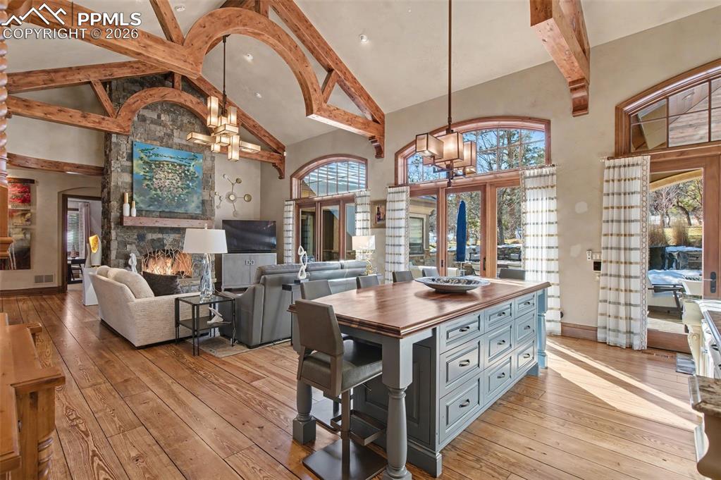 Colorado Springs, Colorado, 80906, United States, 5 Bedrooms Bedrooms, ,7 BathroomsBathrooms,Residential,Active,2017120