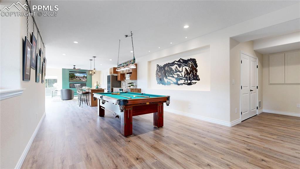 Littleton, Colorado, 80125, United States, 4 Bedrooms Bedrooms, ,4 BathroomsBathrooms,Residential,Active,1945275