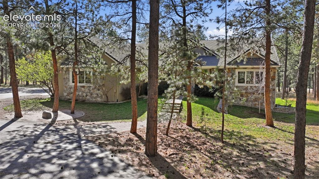 Colorado Springs, Colorado, 80908, United States, 6 Bedrooms Bedrooms, ,5 BathroomsBathrooms,Residential,Active,2045782