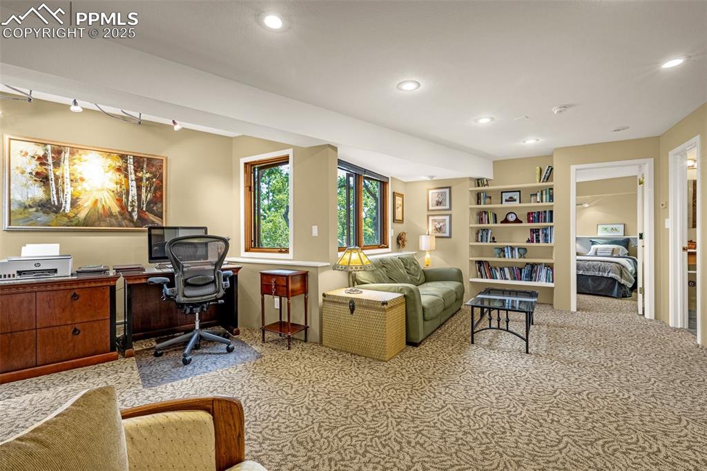 Manitou Springs, Colorado, 80829, United States, 5 Bedrooms Bedrooms, ,4 BathroomsBathrooms,Residential,Active,1969783