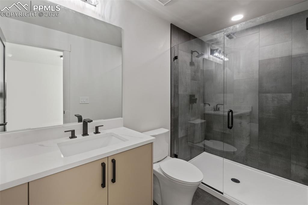 Colorado Springs, Colorado, 80908, United States, 4 Bedrooms Bedrooms, ,5 BathroomsBathrooms,Residential,Active,2014172