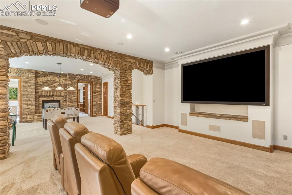 Colorado Springs, Colorado, 80906, United States, 5 Bedrooms Bedrooms, ,8 BathroomsBathrooms,Residential,Active,1992319