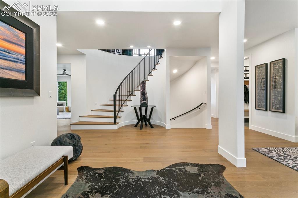 Monument, Colorado, 80132, United States, 6 Bedrooms Bedrooms, ,8 BathroomsBathrooms,Residential,Active,1992256