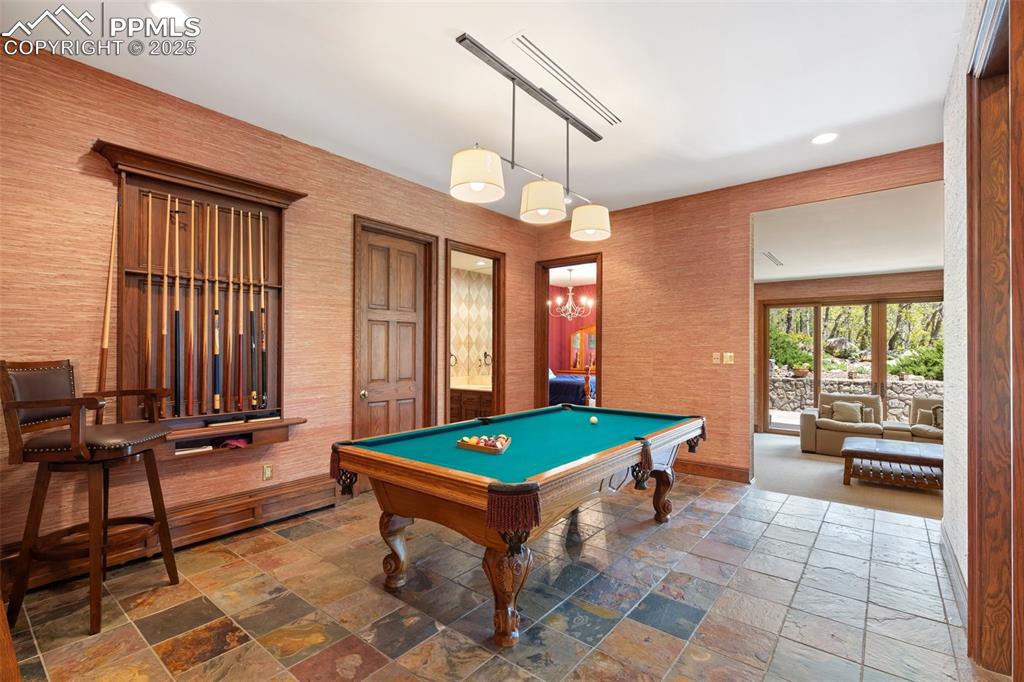 Colorado Springs, Colorado, 80906, United States, ,6 BathroomsBathrooms,Residential,Active,1823998
