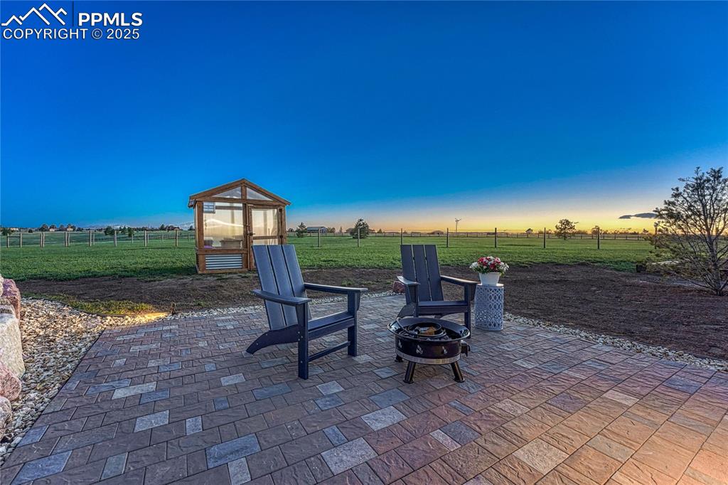 Colorado Springs, Colorado, 80908, United States, 4 Bedrooms Bedrooms, ,4 BathroomsBathrooms,Residential,Active,1992214