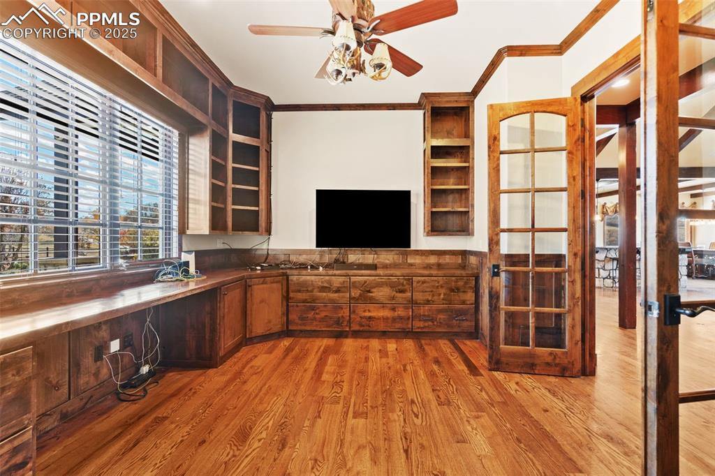 Castle Rock, Colorado, 80109, United States, 6 Bedrooms Bedrooms, ,5 BathroomsBathrooms,Residential,Active,1992235