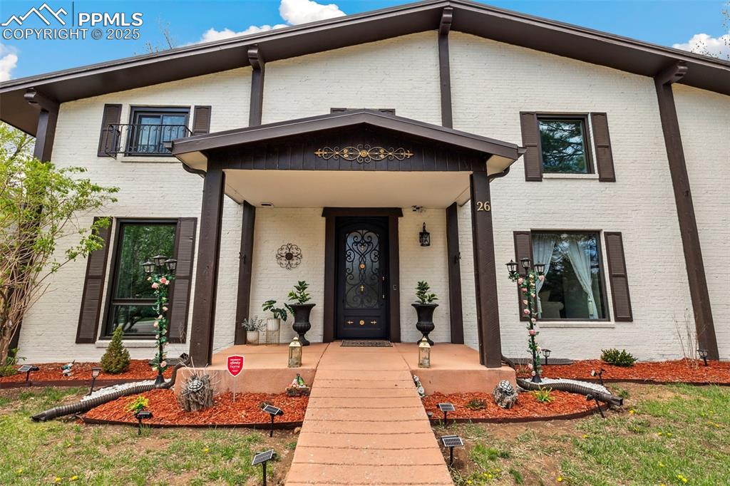 Colorado Springs, Colorado, 80906, United States, 5 Bedrooms Bedrooms, ,6 BathroomsBathrooms,Residential,Active,1992227