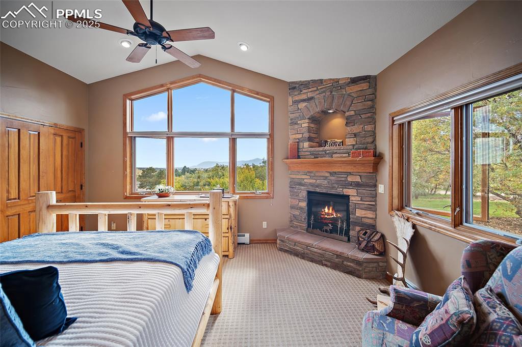 Colorado Springs, Colorado, 80908, United States, 5 Bedrooms Bedrooms, ,5 BathroomsBathrooms,Residential,Active,1954015